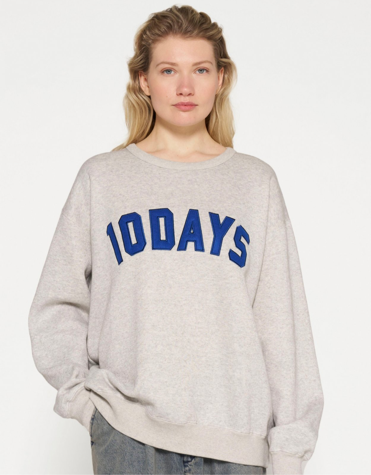 20-813-4203 RAW EDGE STATEMENT SWEATER 10 DAYS LIGHT GREY MELEE