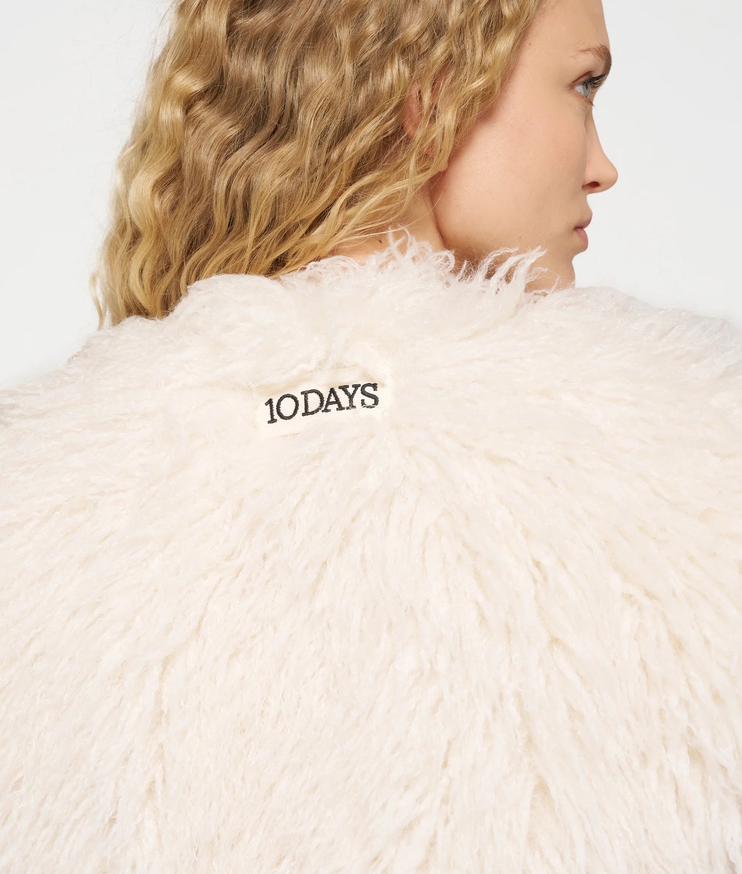 THE BOBBIE GILET 10 DAYS