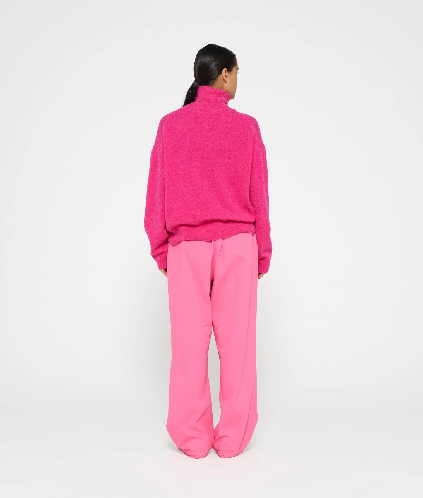 20-611-4204 coll sweater soft knit