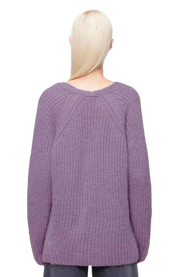 LYNETTE Strickpullover mit V-Ausschnitt in Alpaka-Mix lila Drykorn