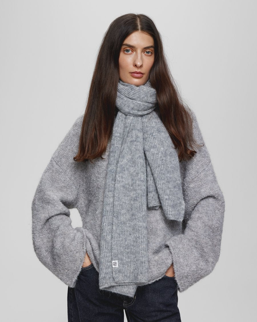 MOSS COPENHAGEN Hope Icon Scarf