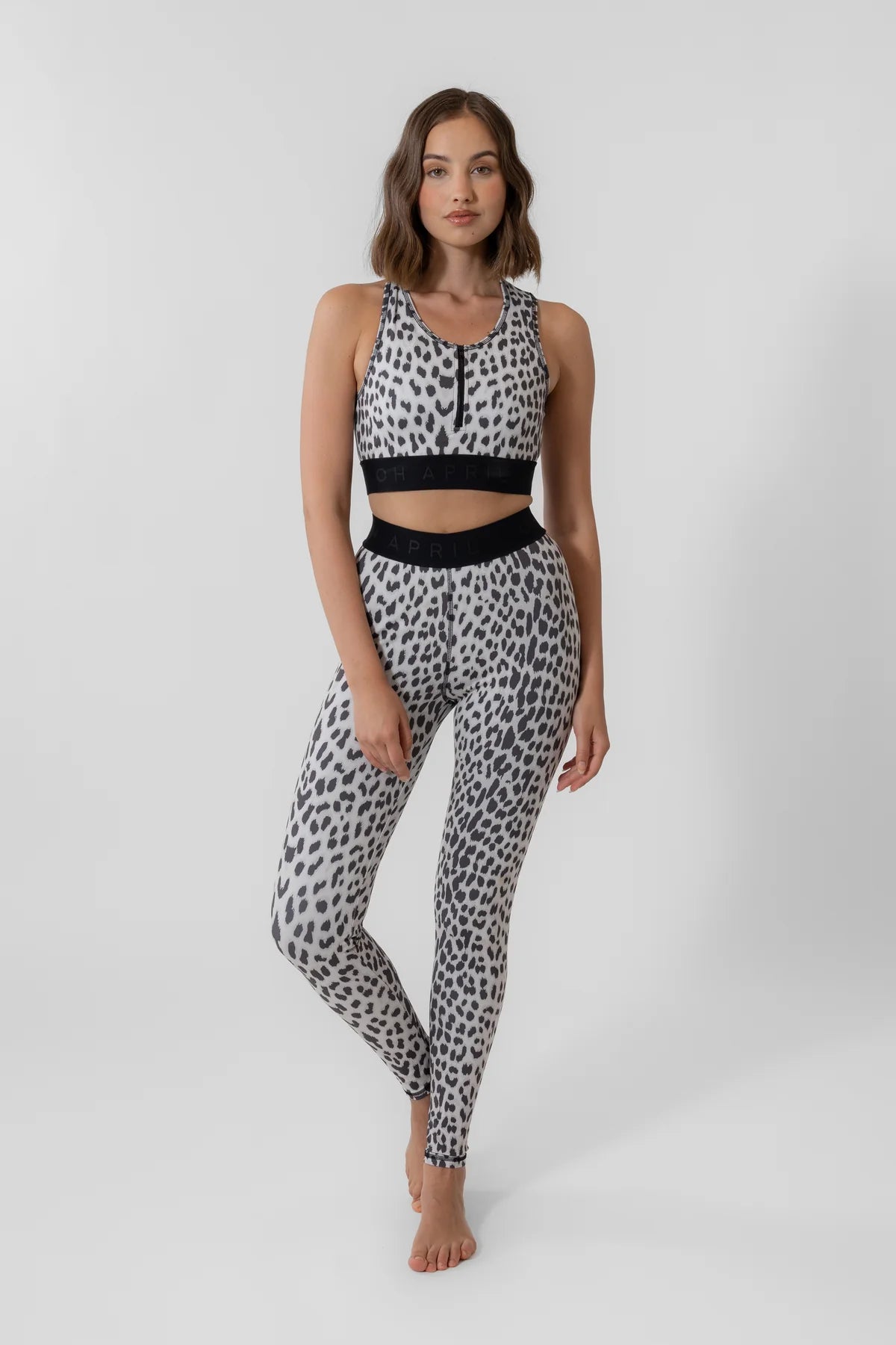 OH APRIL TAYLOR SPORT TOP LEO LIGHT GREY