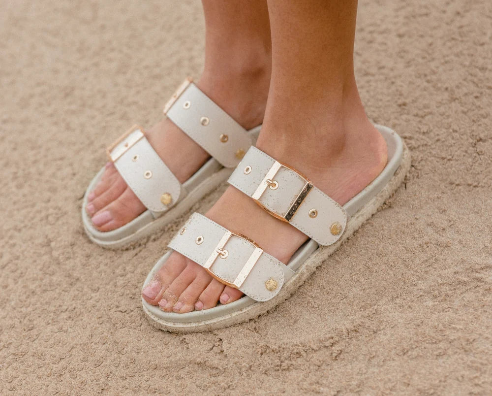 CASUAL CLEAN CREMA PS2