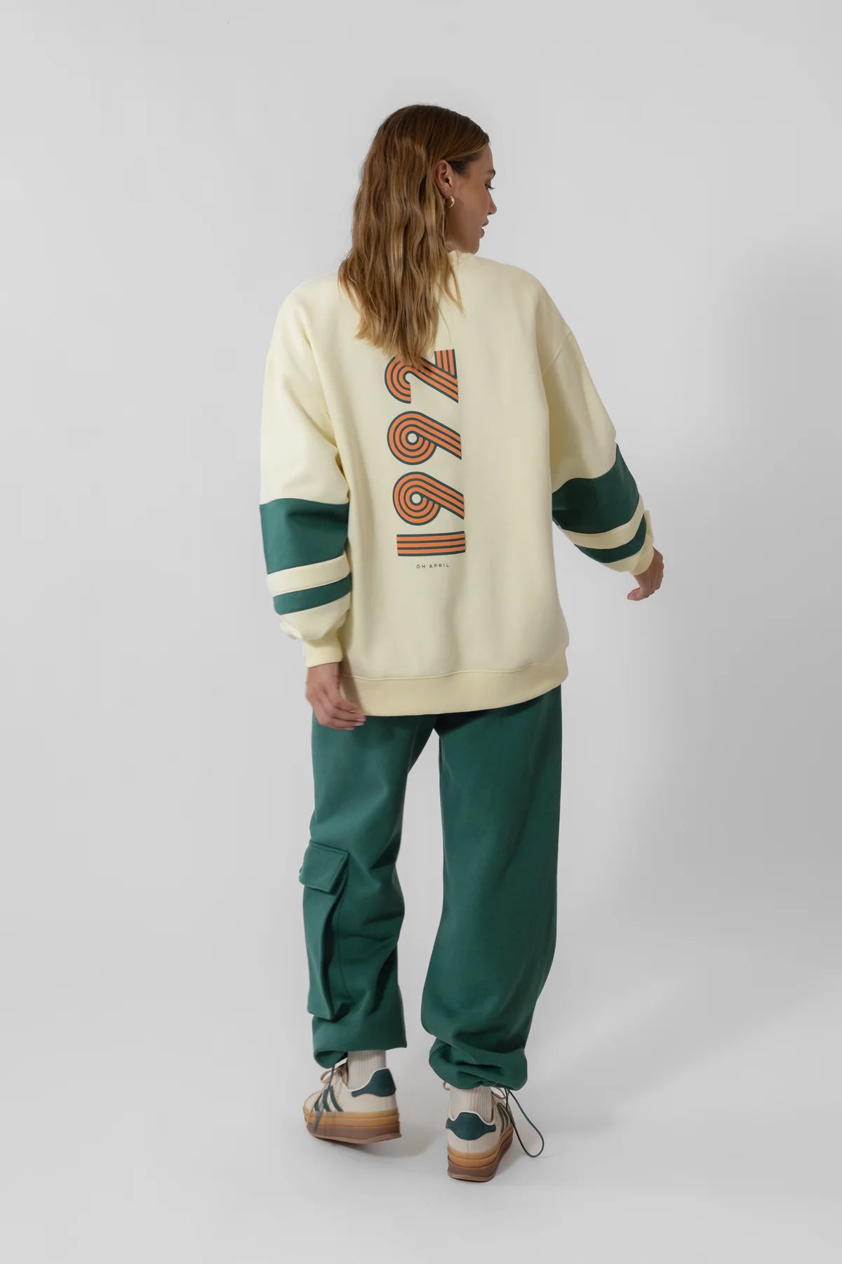 OH APRIL OVERSIZED SWEATER BUTTERCREAM 1992